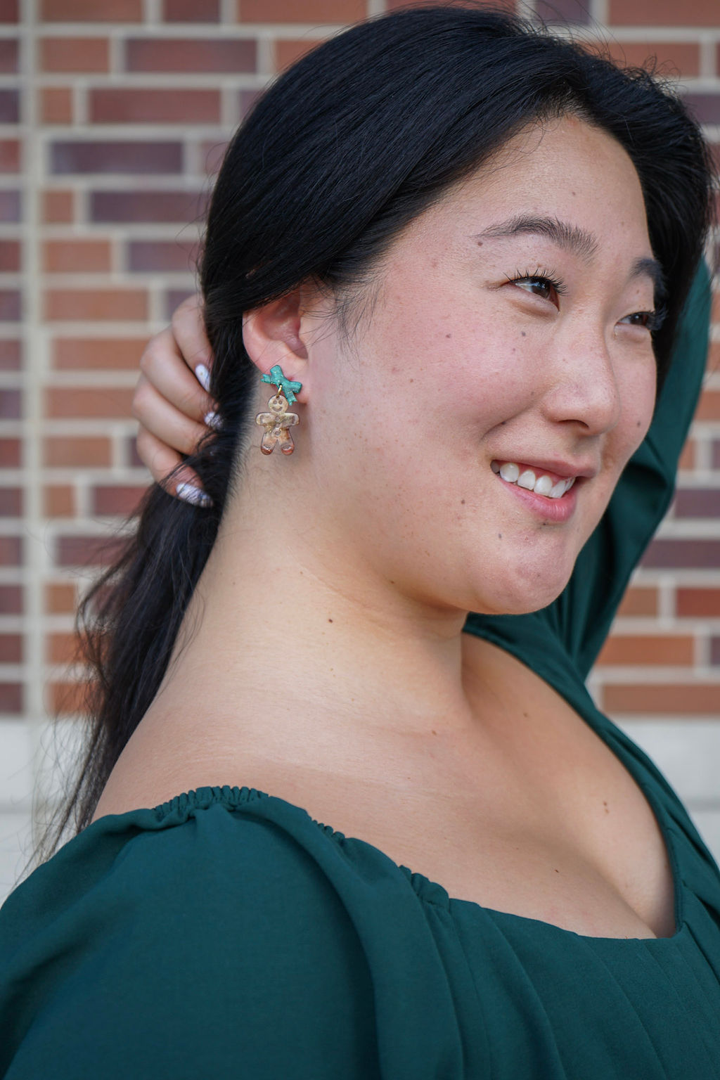 Bow Gingerbread Earrings - Green Shimmer