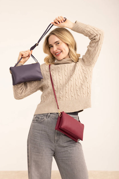 Riley Crossbody/Wristlet: Champagne